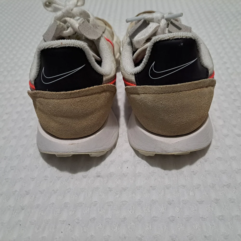 Nike Waffle Racer 2X White Sneakers - Picture 3 of 5